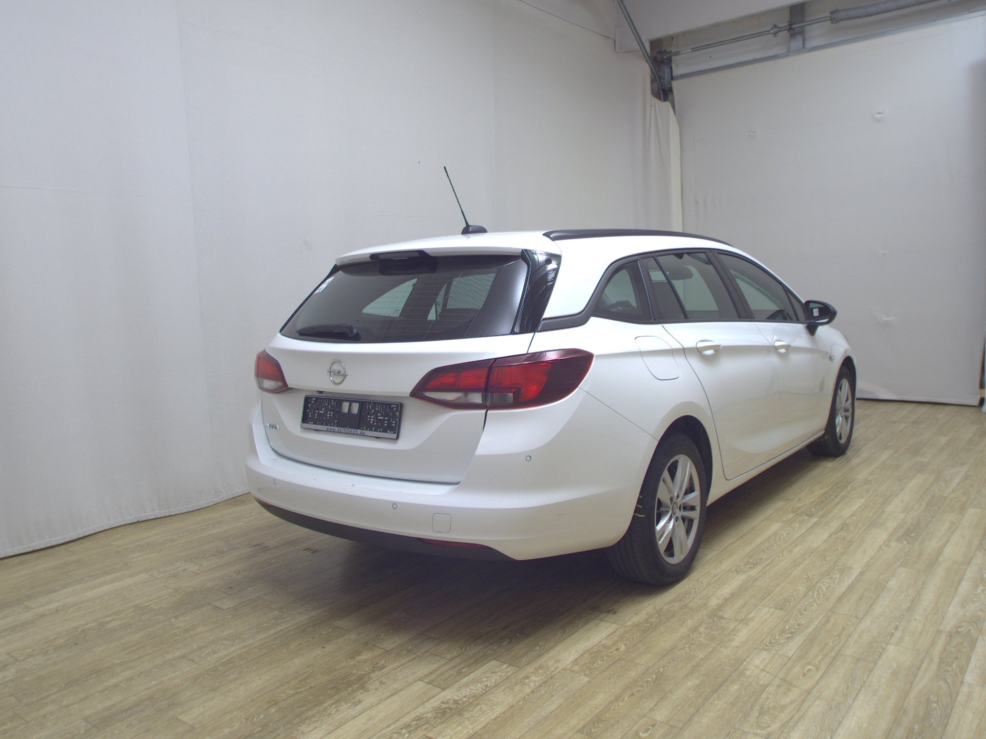 Opel Astra ST 1.5 D Business Ed. Navi LED RfK PDC Shz 4