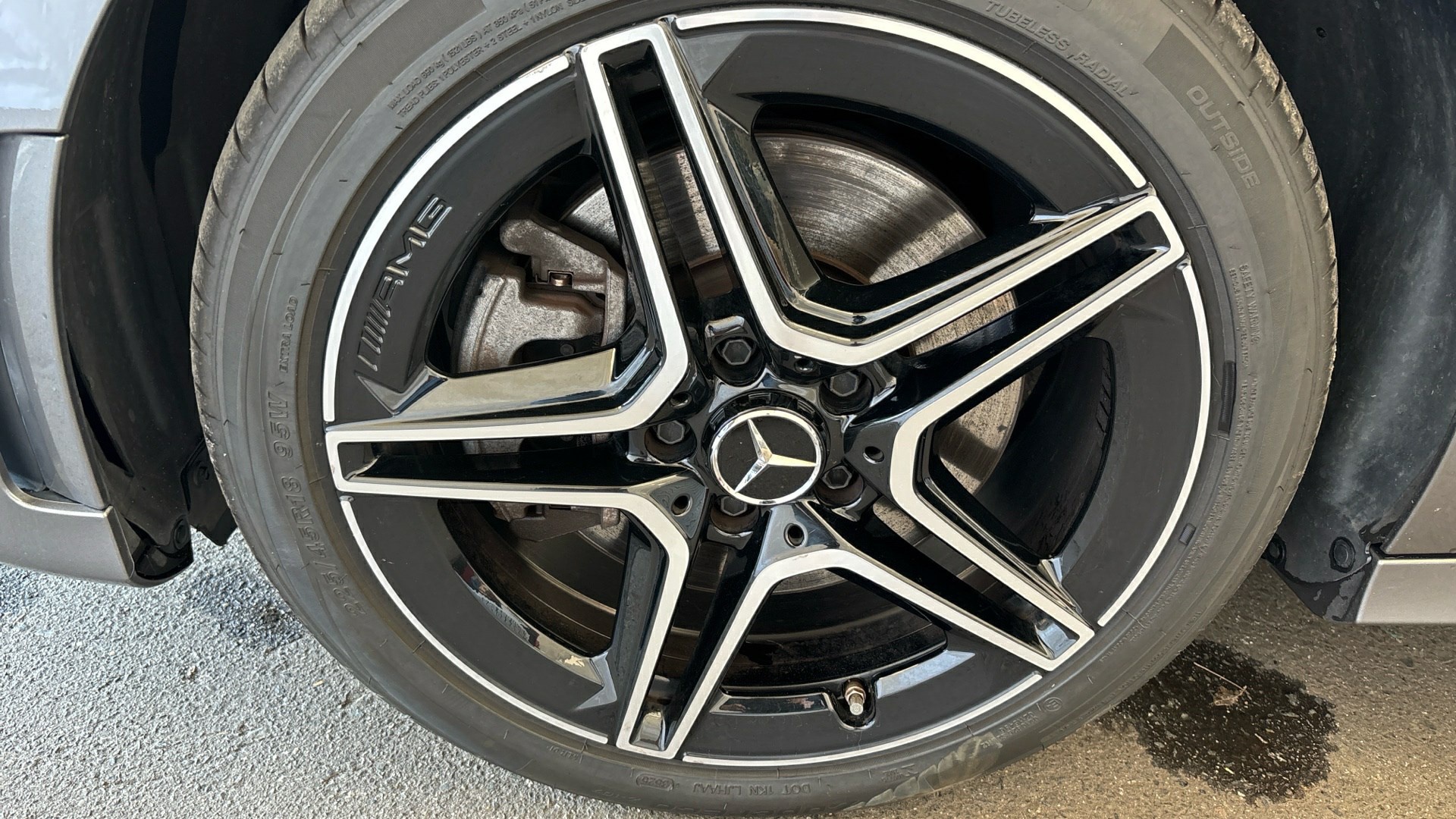 Mercedes-Benz A 250 e AMG-Line NAVI LED SHZ PDC 12