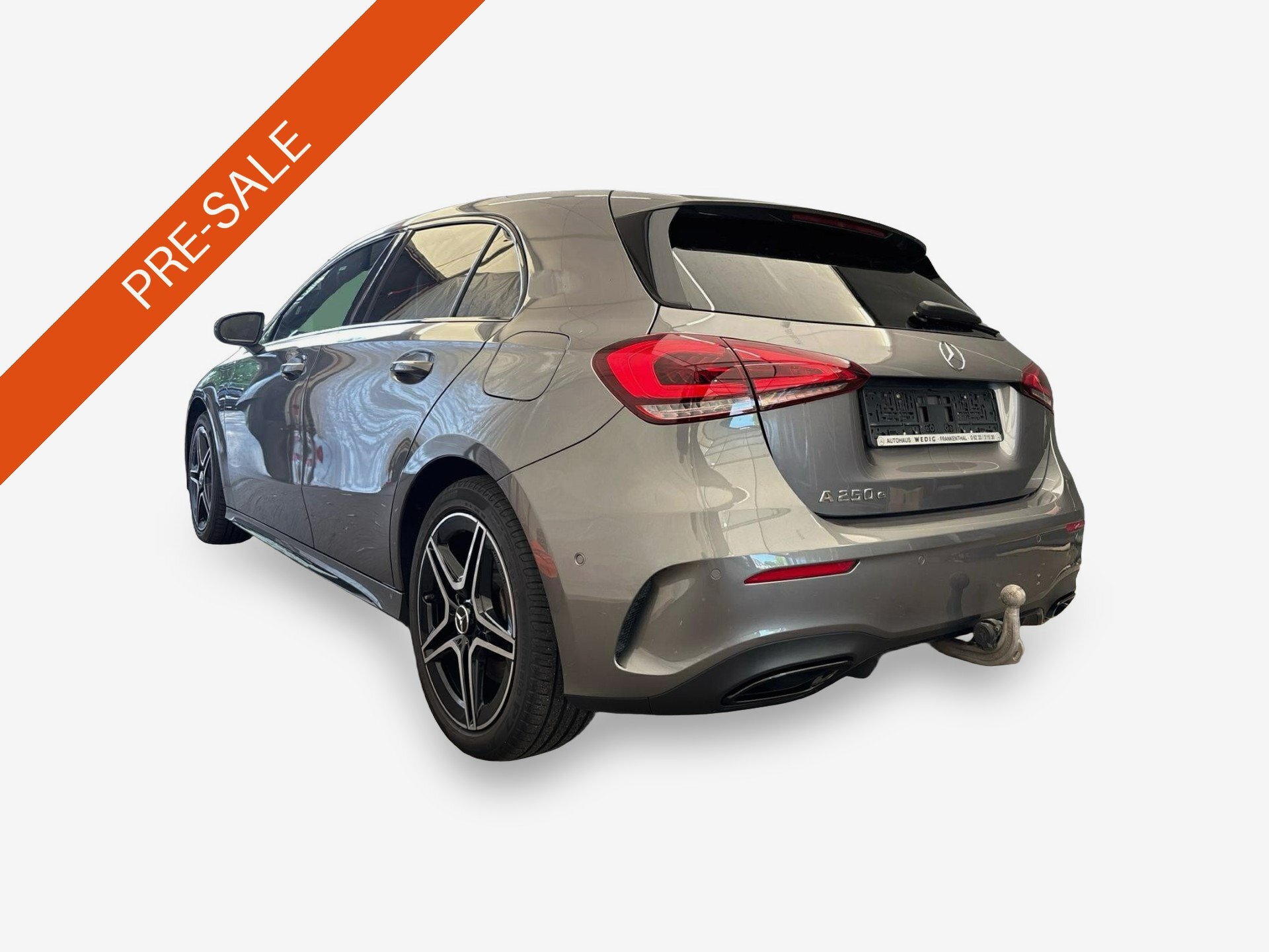 Mercedes-Benz A 250 e AMG-Line NAVI LED SHZ PDC 4