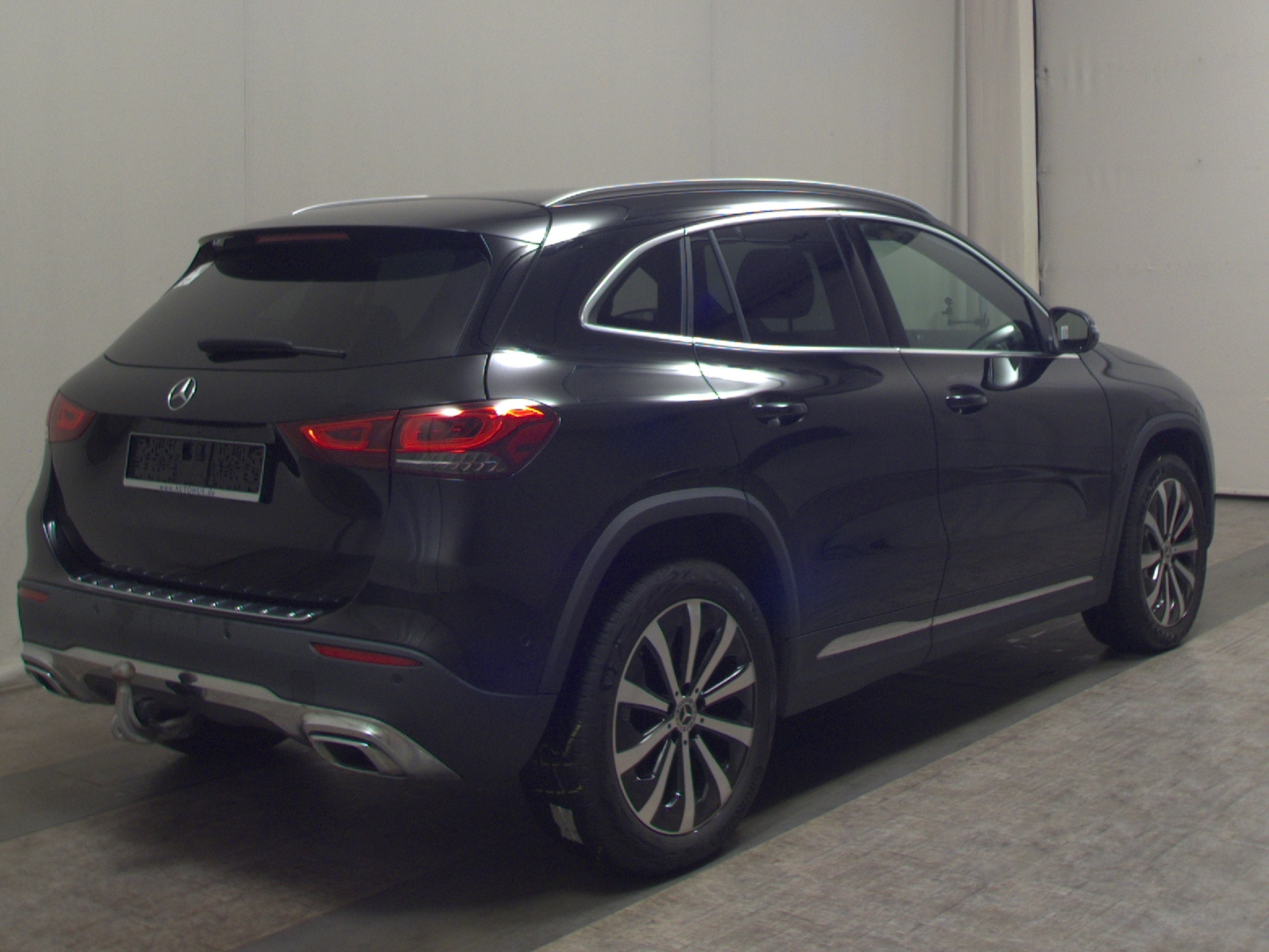 Mercedes-Benz GLA 200 d Progressive Leder Navi LED MBUX RFK 4