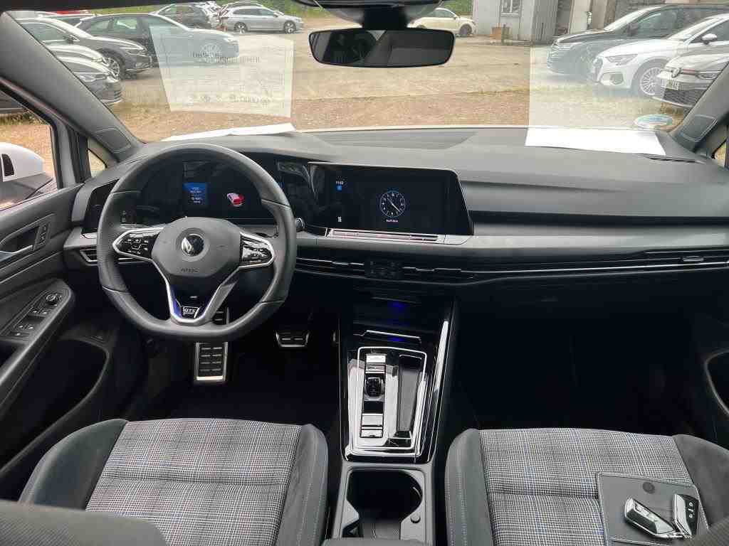 Volkswagen Golf-8 GTE 1.4 TSI NAVI SHZ LED ACC 5