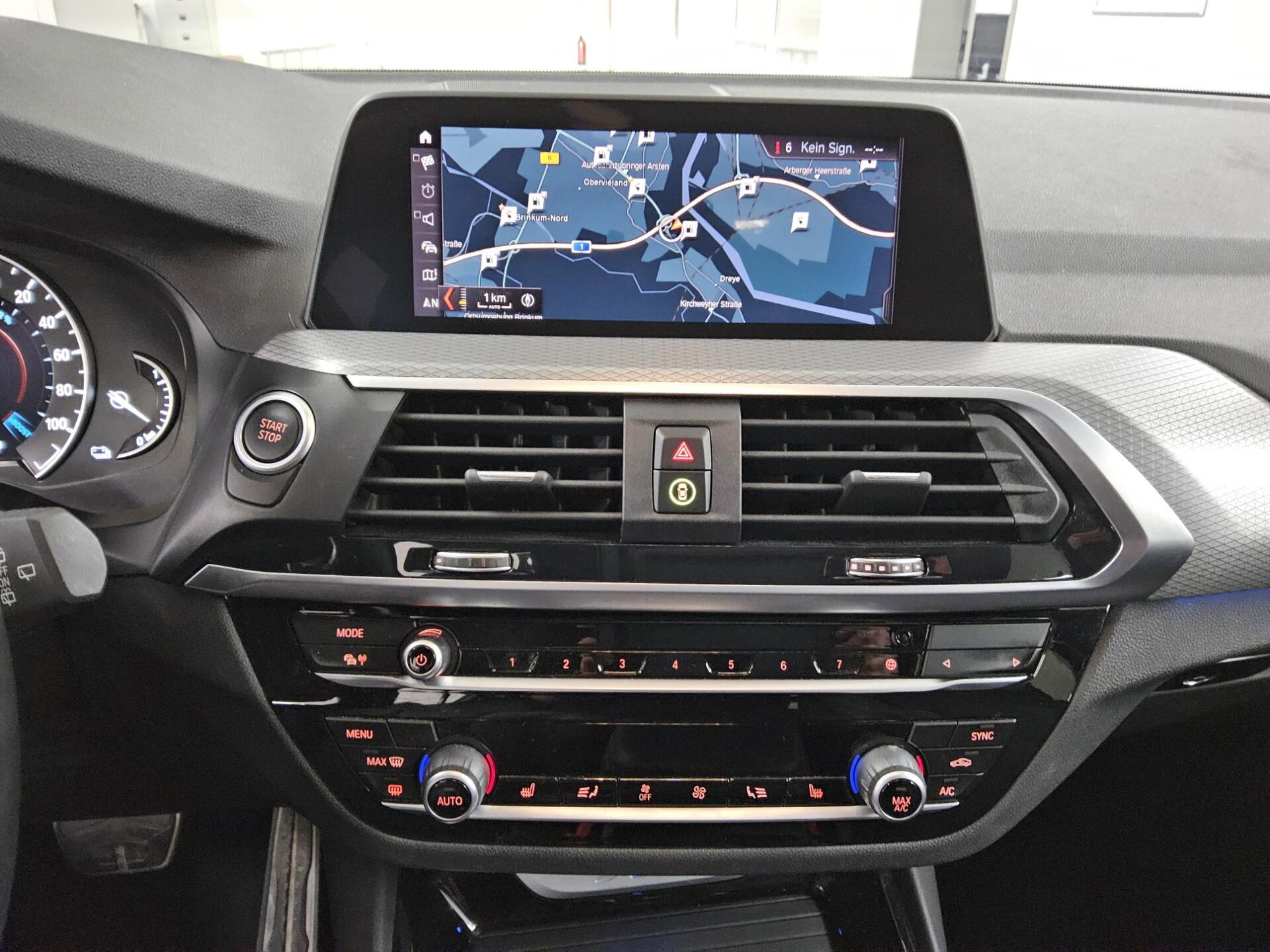 BMW X3 xDrive30e M-Sport Navi LED Leder Shz el.Heck PDC 7