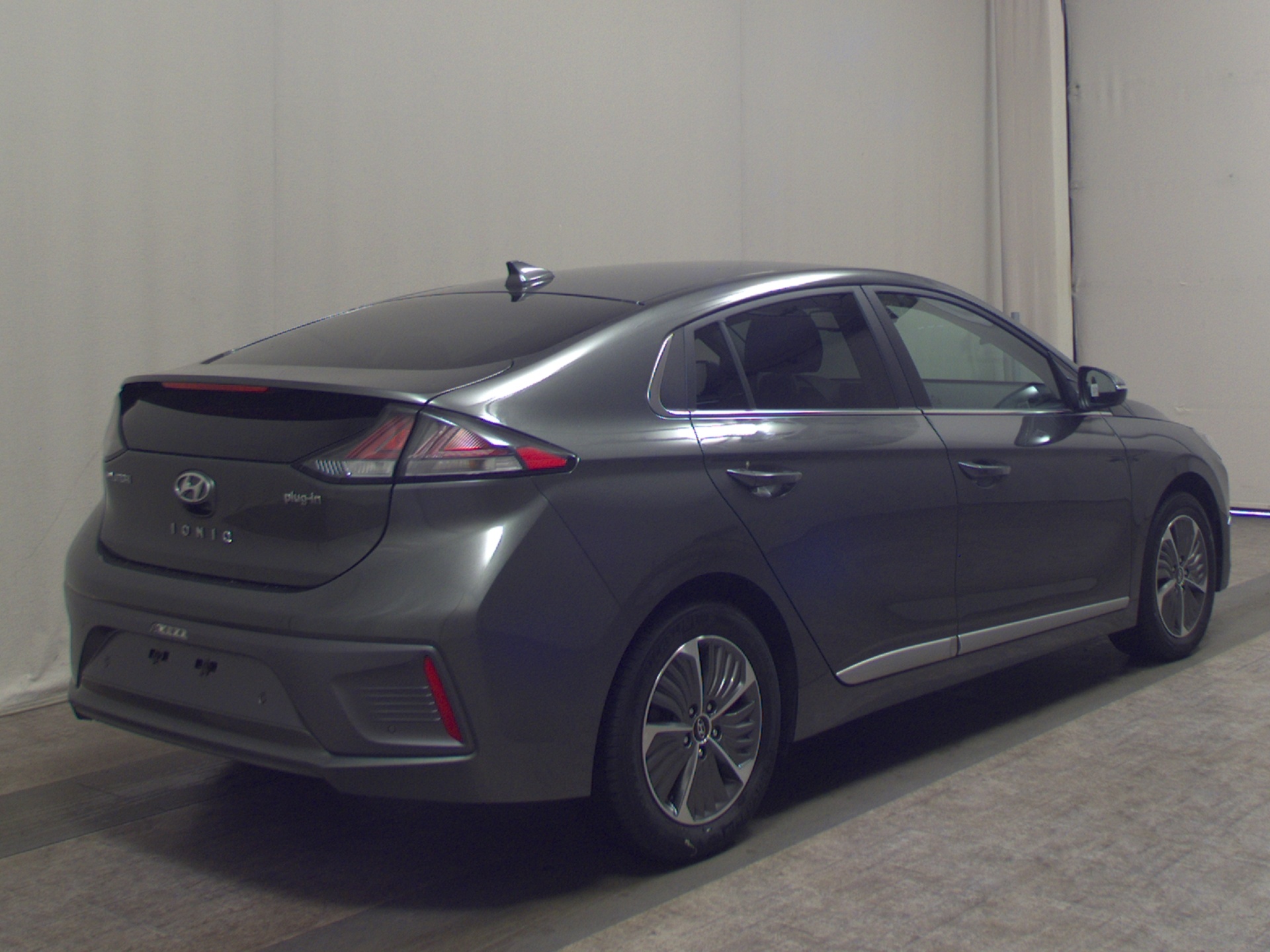 Hyundai IONIQ 1.6 GDI Plug-In-Hybrid Style Navi LED RfK 4