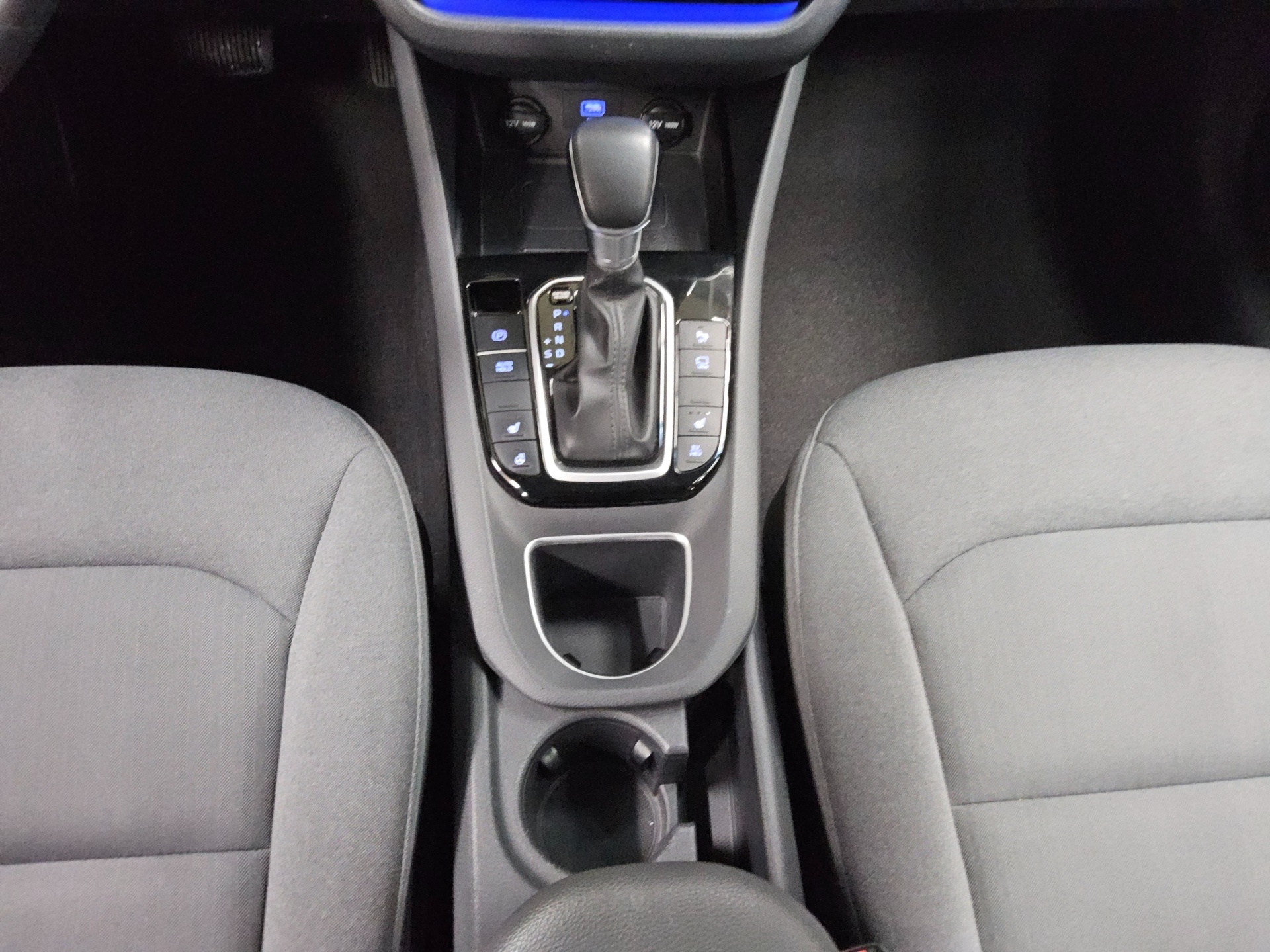 Hyundai IONIQ 1.6 GDI Plug-In-Hybrid Style Navi LED RfK 6