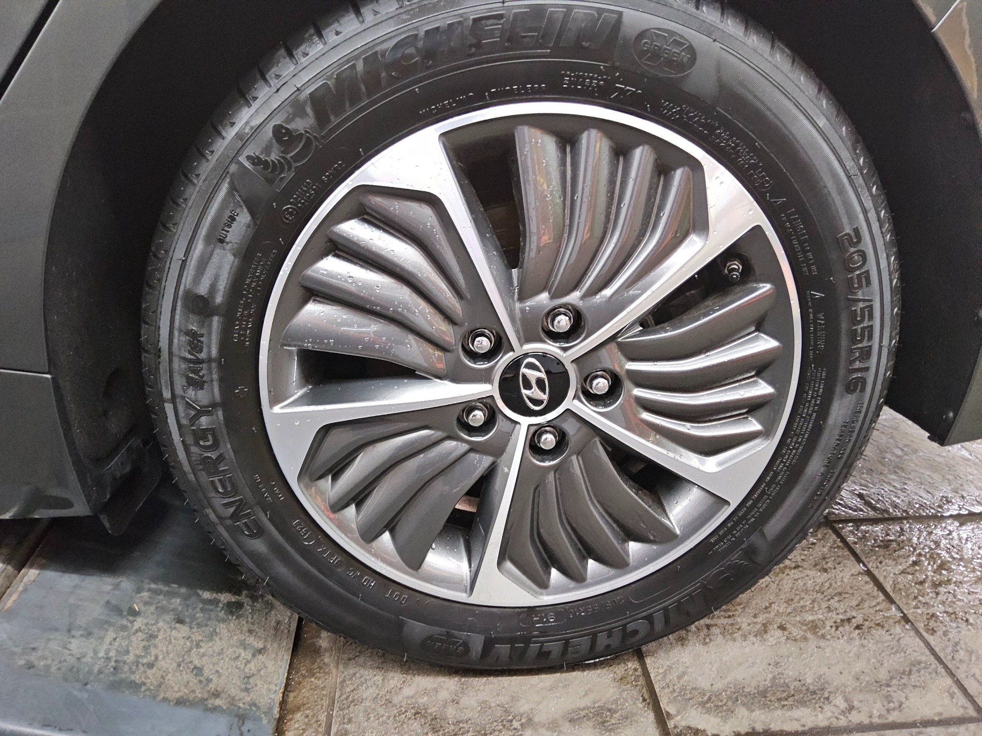 Hyundai IONIQ 1.6 GDI Plug-In-Hybrid Style Navi LED RfK 11