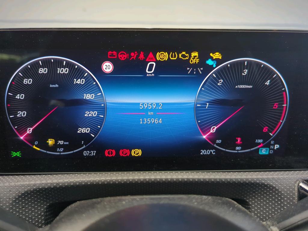 Mercedes-Benz A 200 d NAVI LED SHZ 19" PDC 10