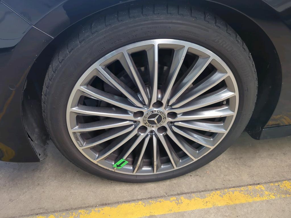 Mercedes-Benz A 200 d NAVI LED SHZ 19" PDC 12
