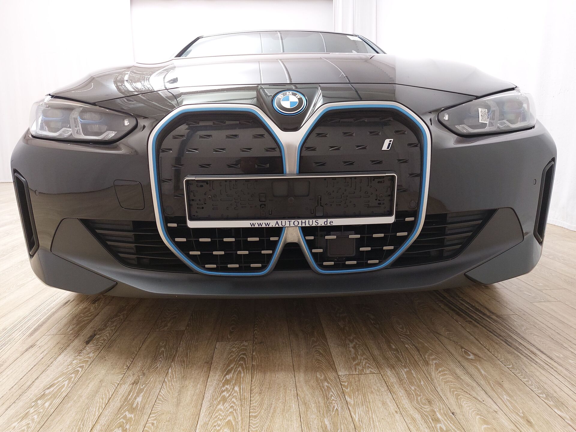 BMW i4 eDrive35 Navi LED Leder RFK SHZ 5