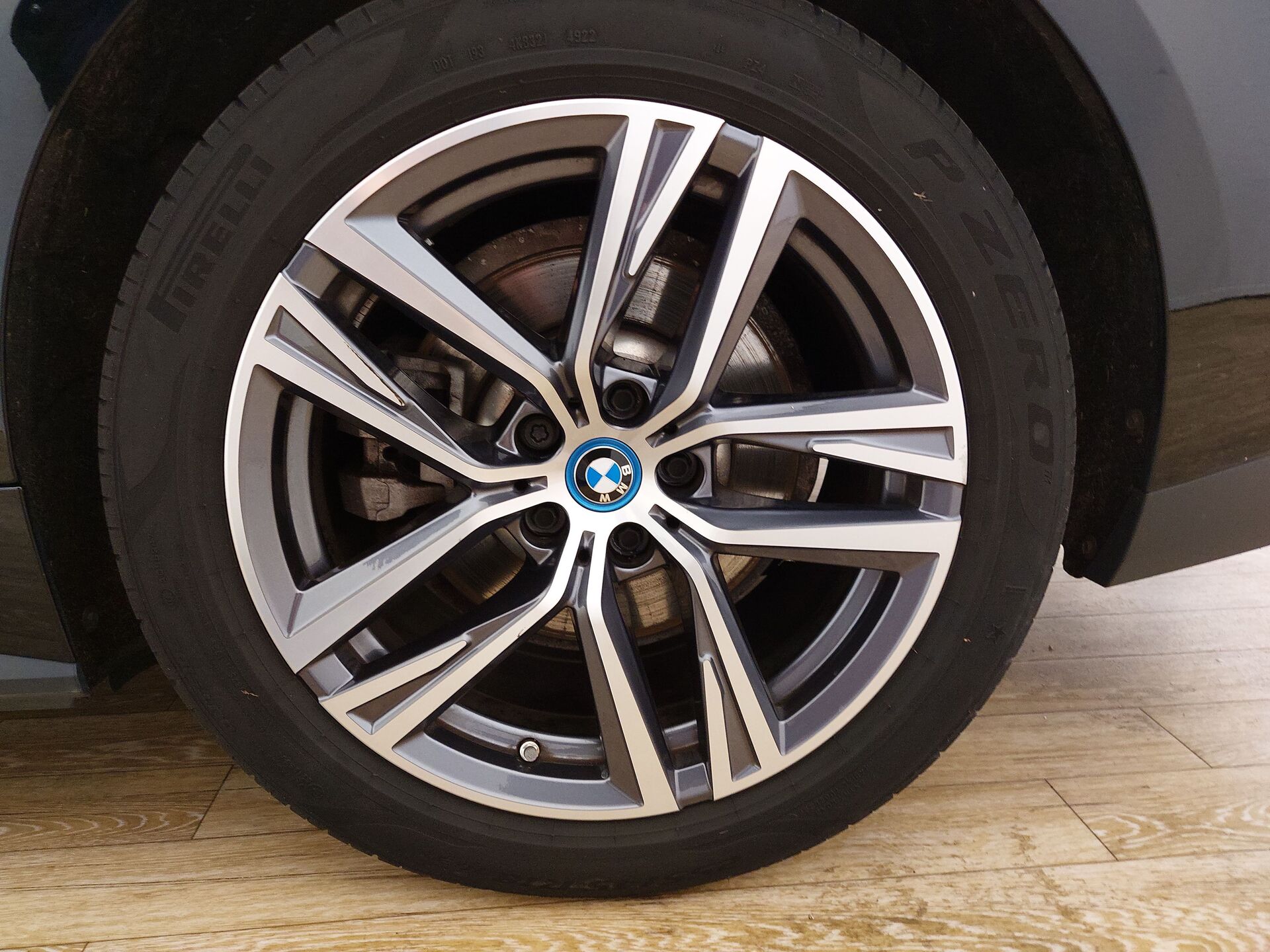 BMW i4 eDrive35 Navi LED Leder RFK SHZ 10
