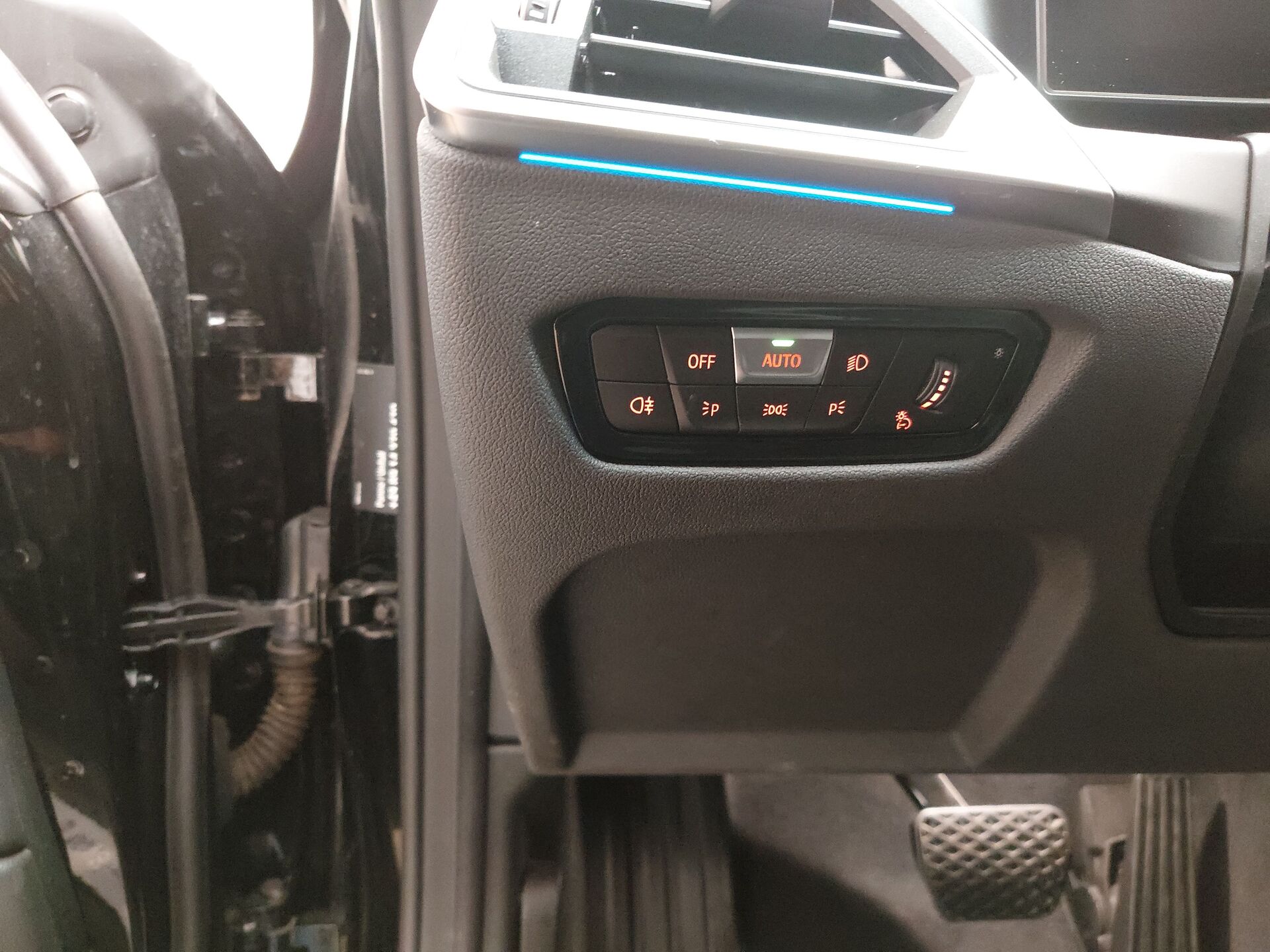 BMW i4 eDrive35 Navi LED Leder RFK SHZ 13