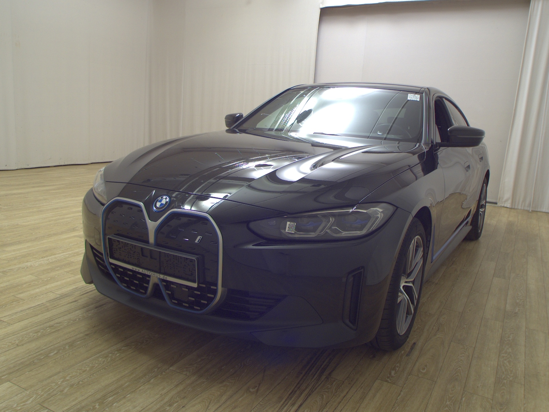 BMW i4 eDrive35 Navi LED Leder RFK SHZ 2
