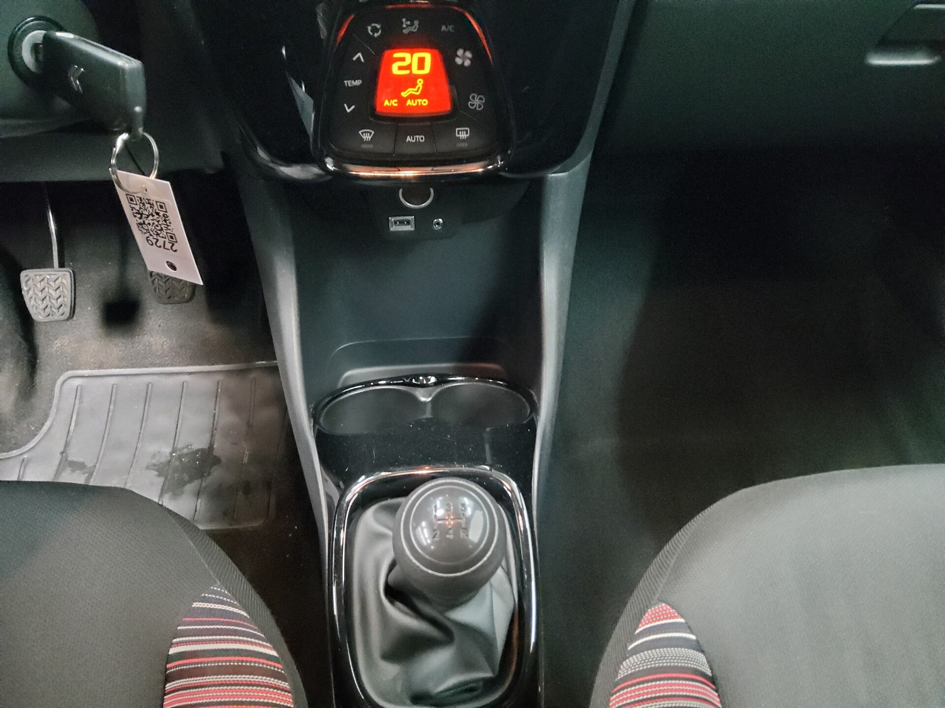 Citroën C1 1.0 Shine 6
