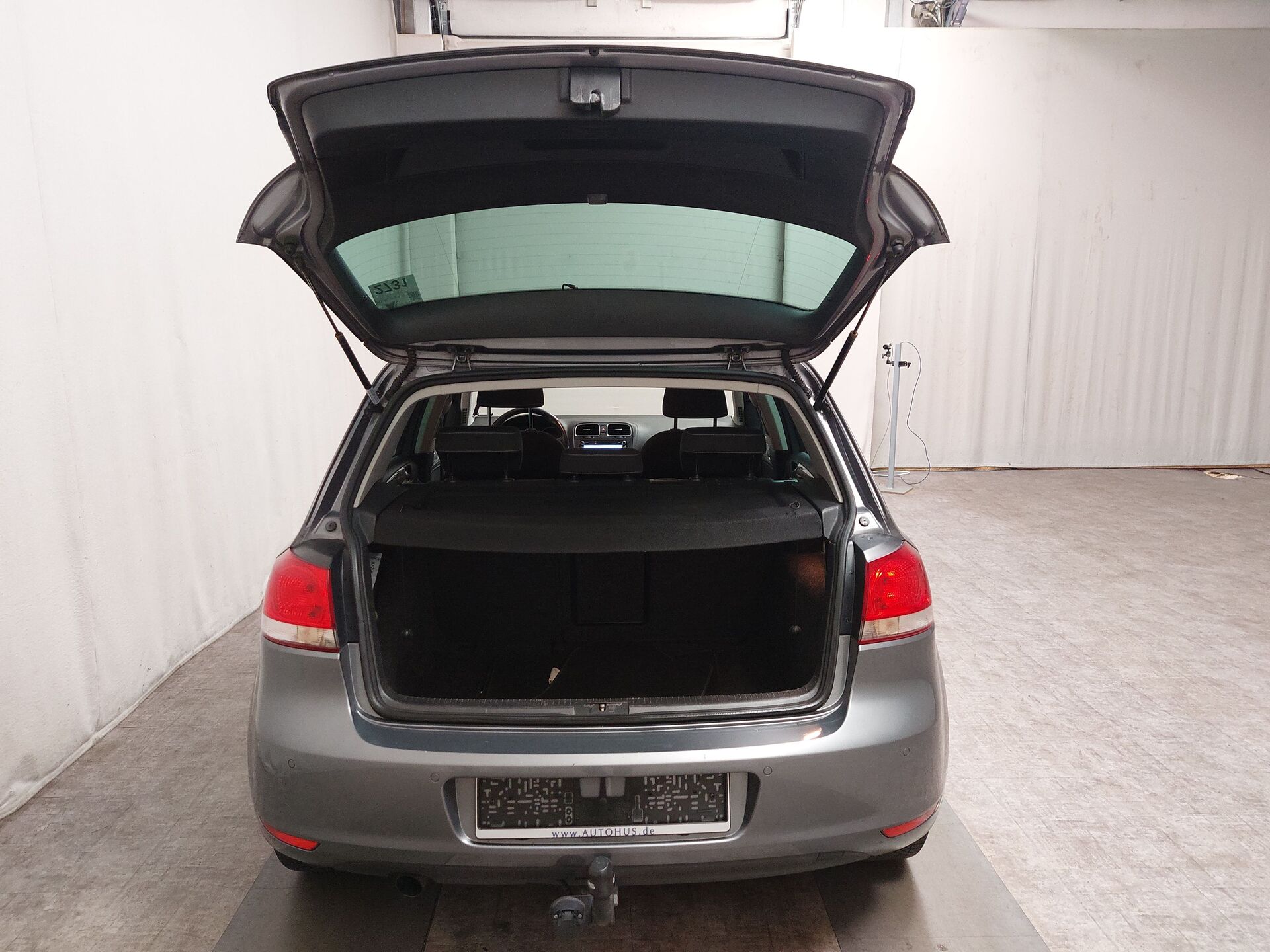 Volkswagen VW Golf-6 1.2 TSI Match Navi AHK 15