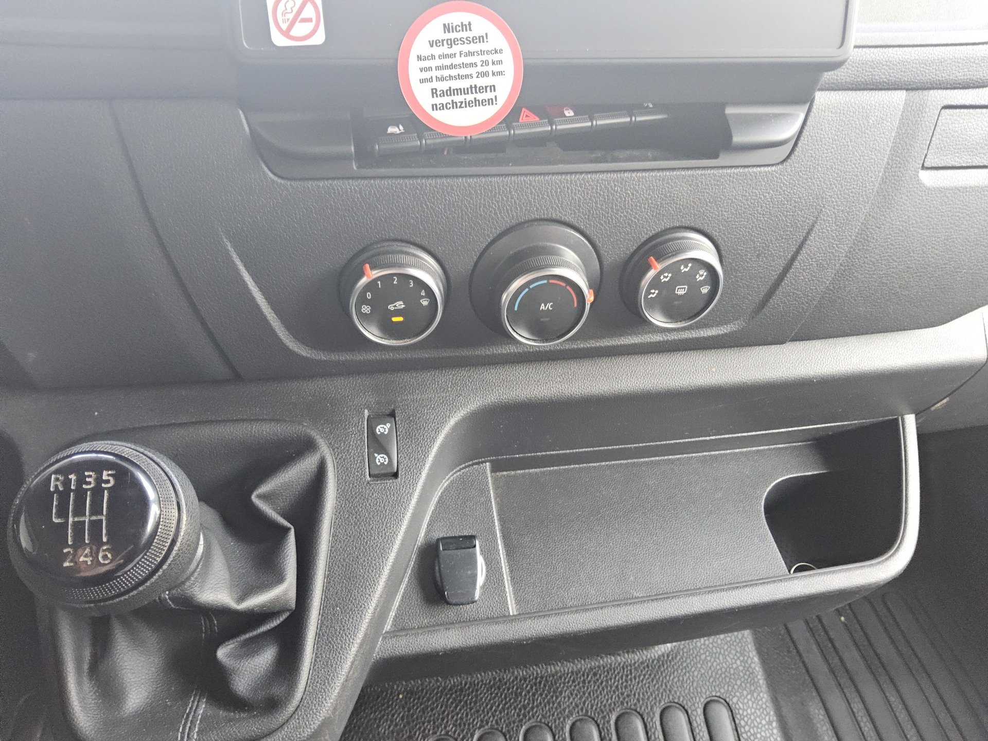 Renault Master 3,5t L3H2 2.3 dCi Navi Kamera PDC BT 6