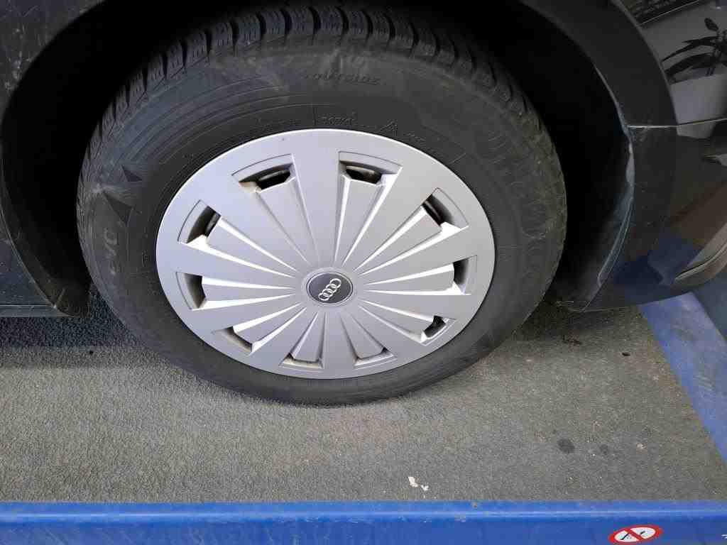 Audi A4 Avant 35 TDI 35 TDI NAVI KLIMAAUT SHZ 12