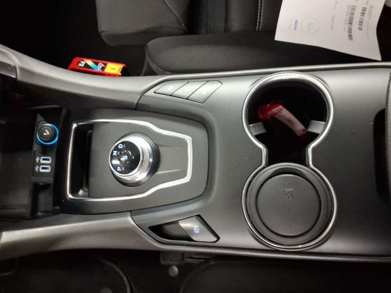 Ford Mondeo Turnier 2.0 EB Titanium Navi LED AHK RFK 11