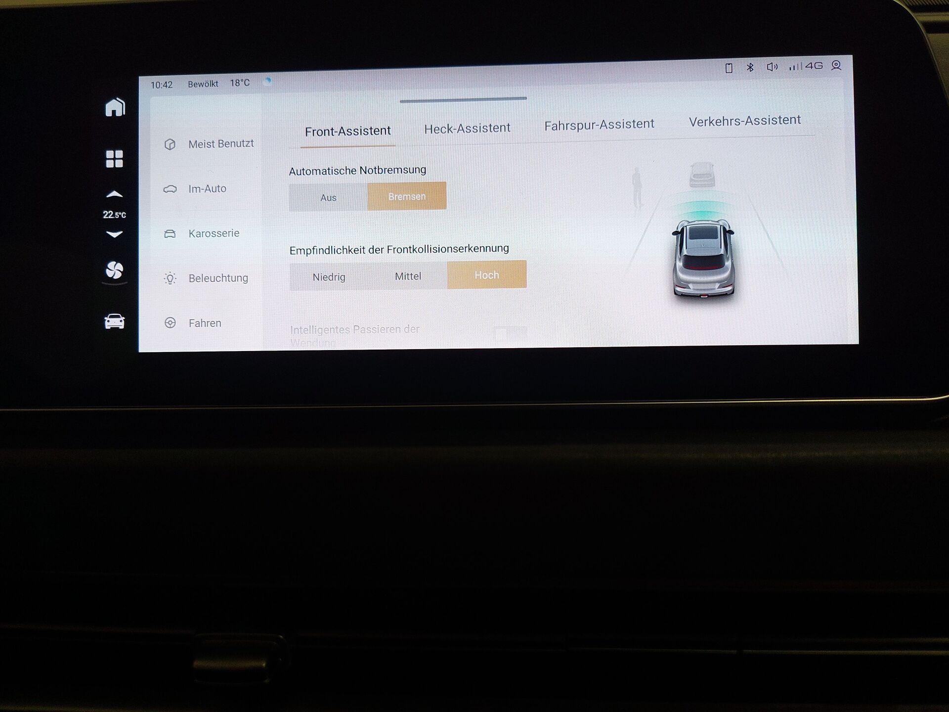 ORA Funky Cat T-LEDER NAVI KLIMAAUT LED ACC 20