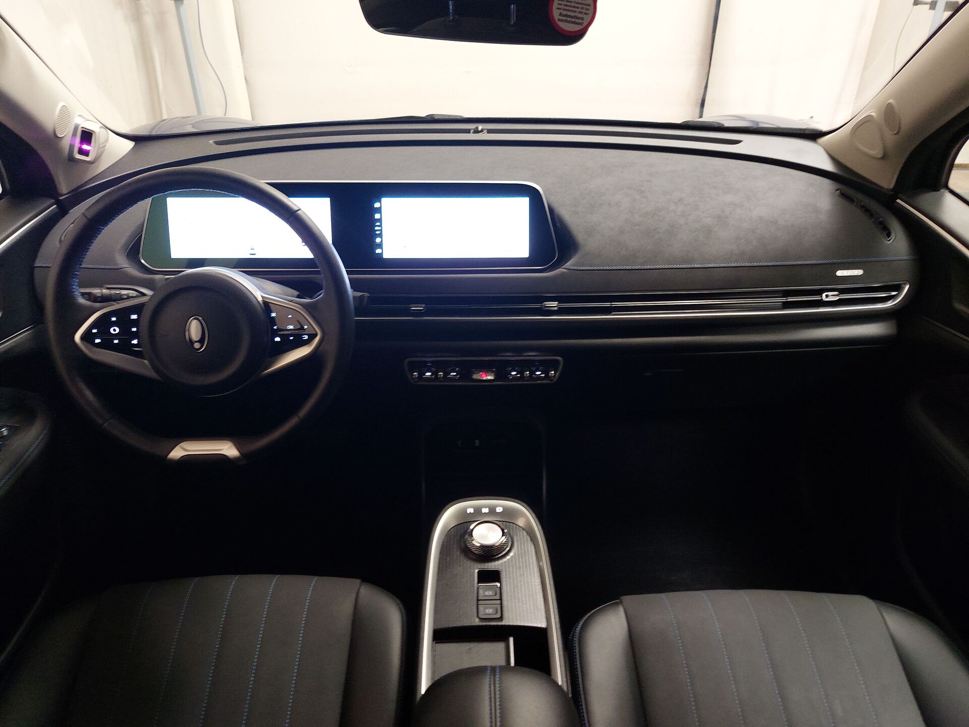 ORA Funky Cat T-LEDER NAVI KLIMAAUT LED ACC 12