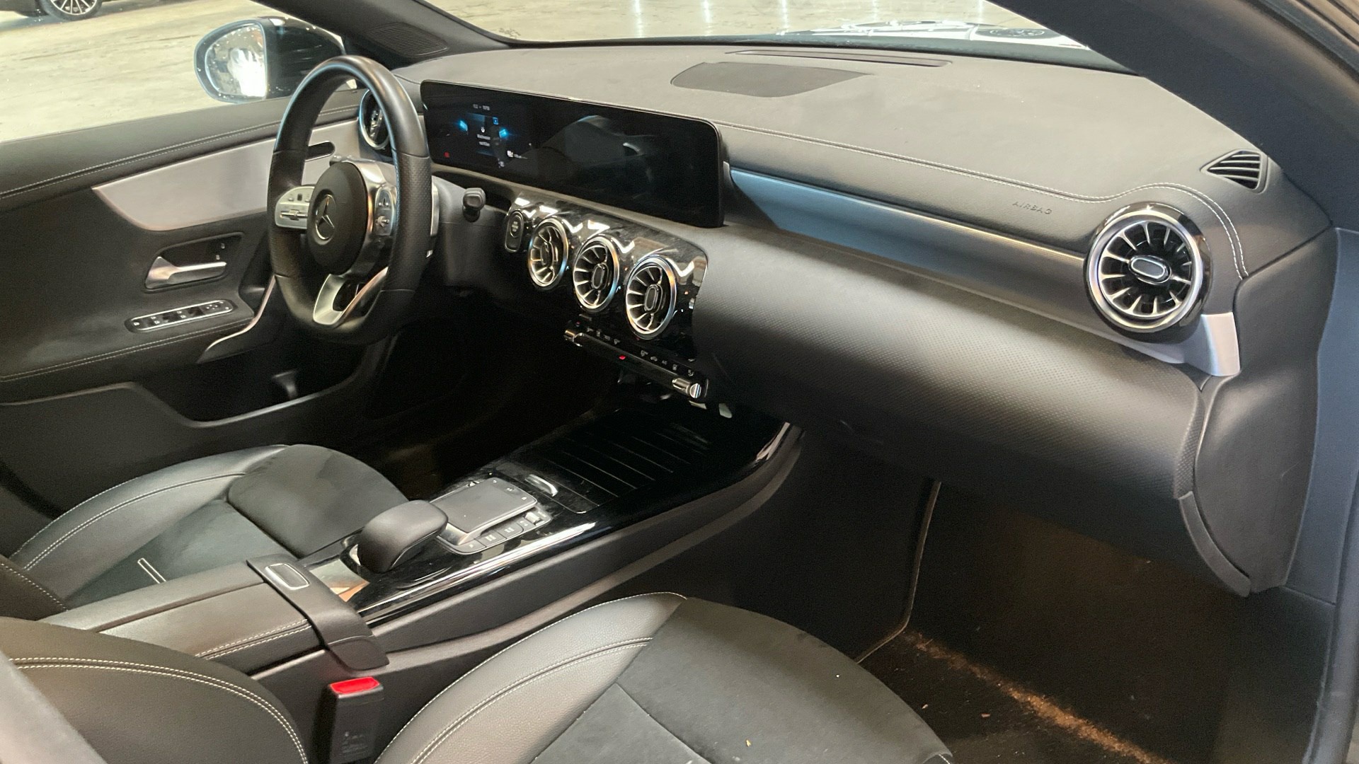 Mercedes-Benz CLA 250 Shooting Brake e AMG-Line NAVI LED SHZ 6