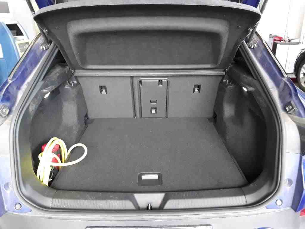 Volkswagen ID.4 NAVI CARPLAY ANDROID KLIMAAUT SHZ 10