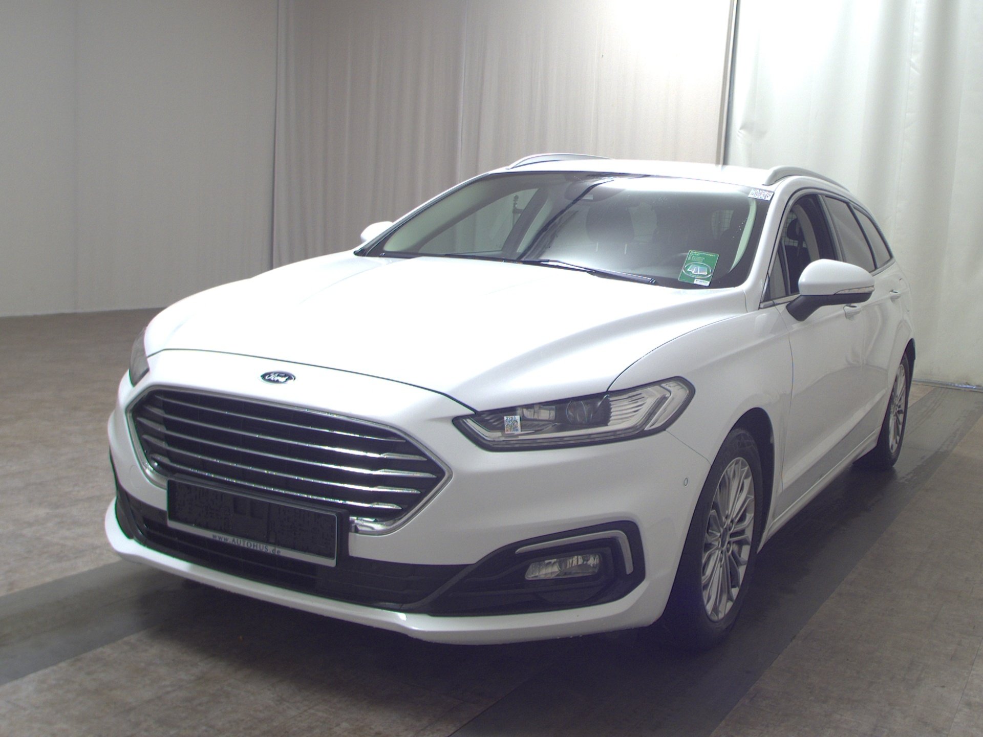 Ford Mondeo Turnier 2.0 EB Titanium Navi LED RfK ACC 2