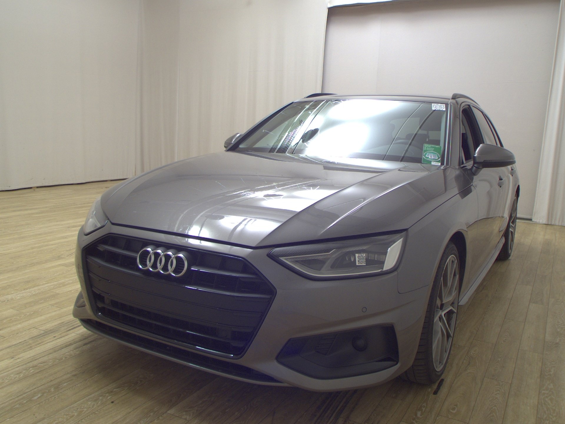 Audi A4 Avant 40 TDI advanced Navi LED B&O StHzg AHK 2