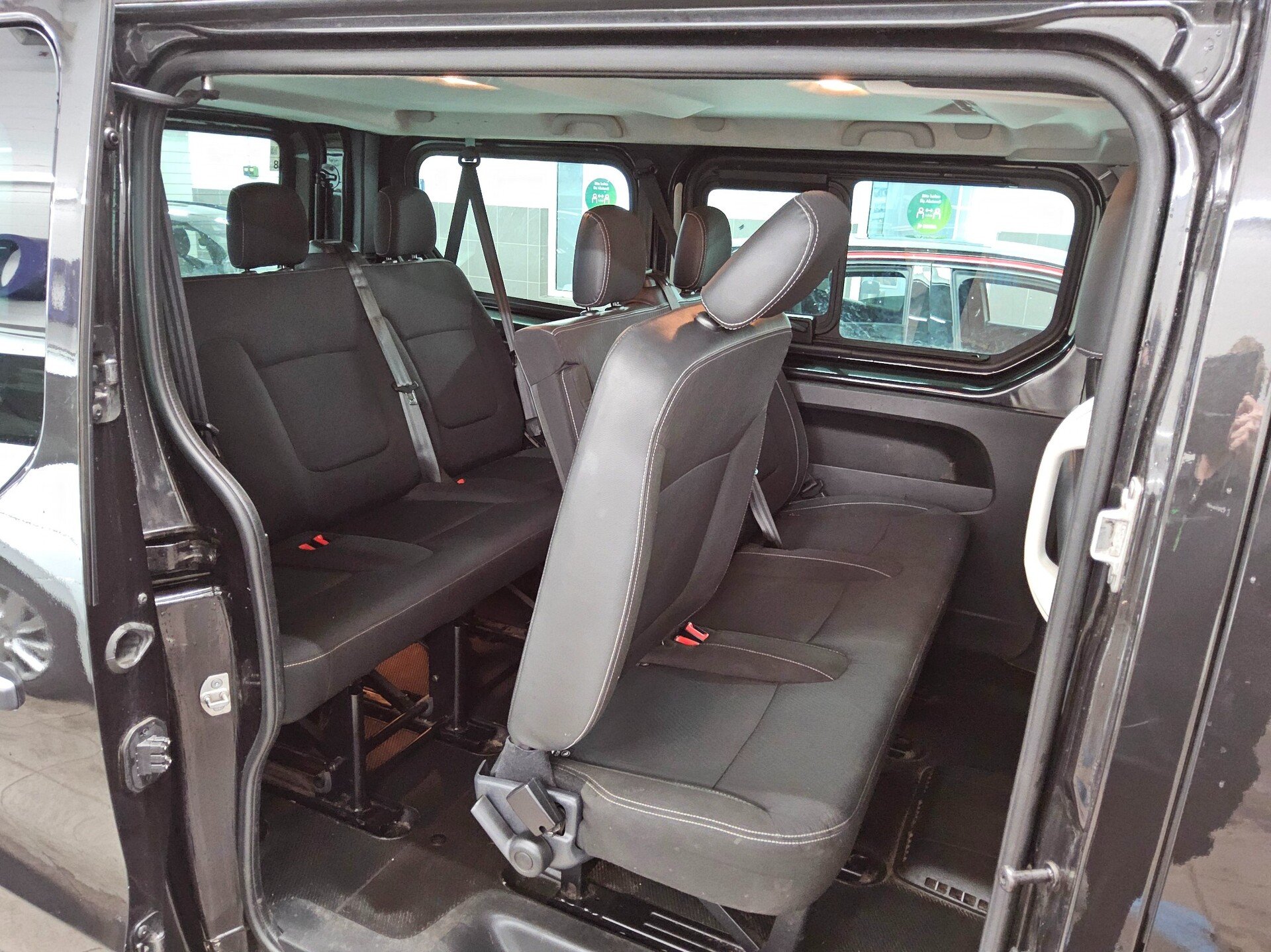 Renault Trafic 1.6 dCi Expression Navi PDC Bluetooth 12