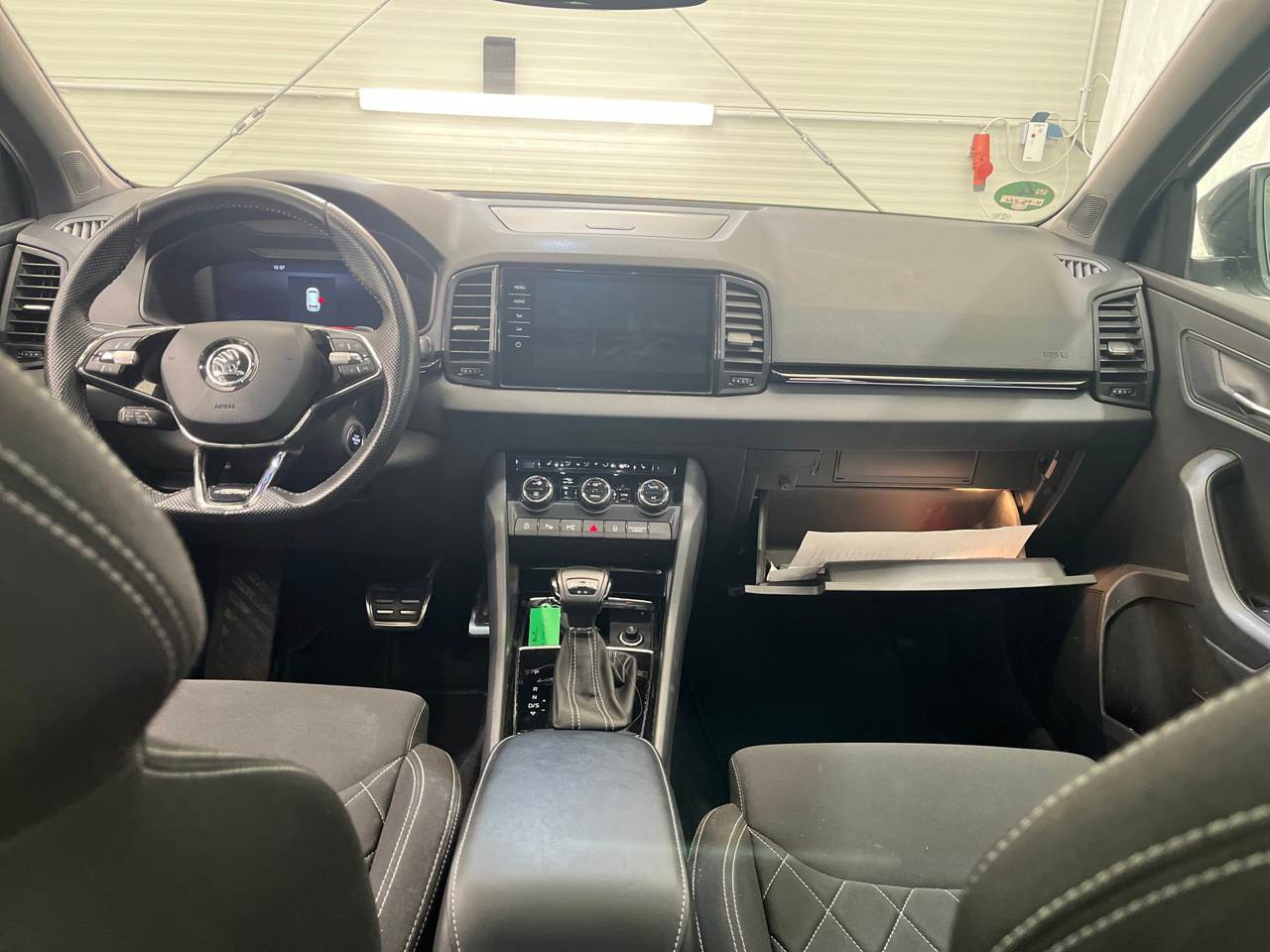 Skoda Karoq 1.5 TSI SportLine Navi LED VC Pano AHK 5