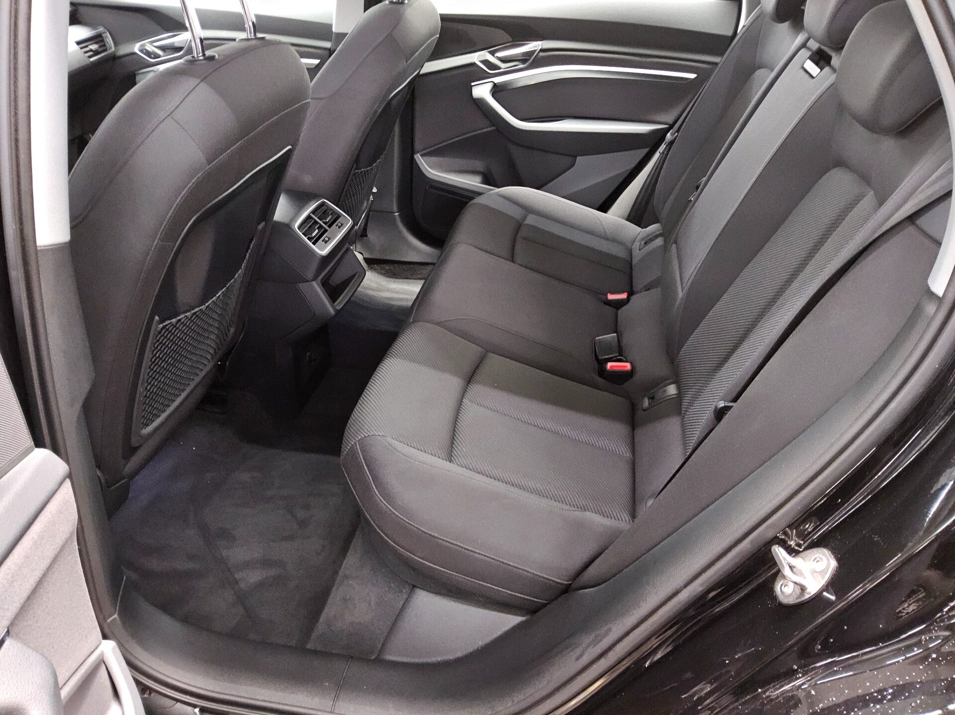 Audi e-tron 55 Qu. Navi Matrix Virtual B&O Sound HuD AHK 13
