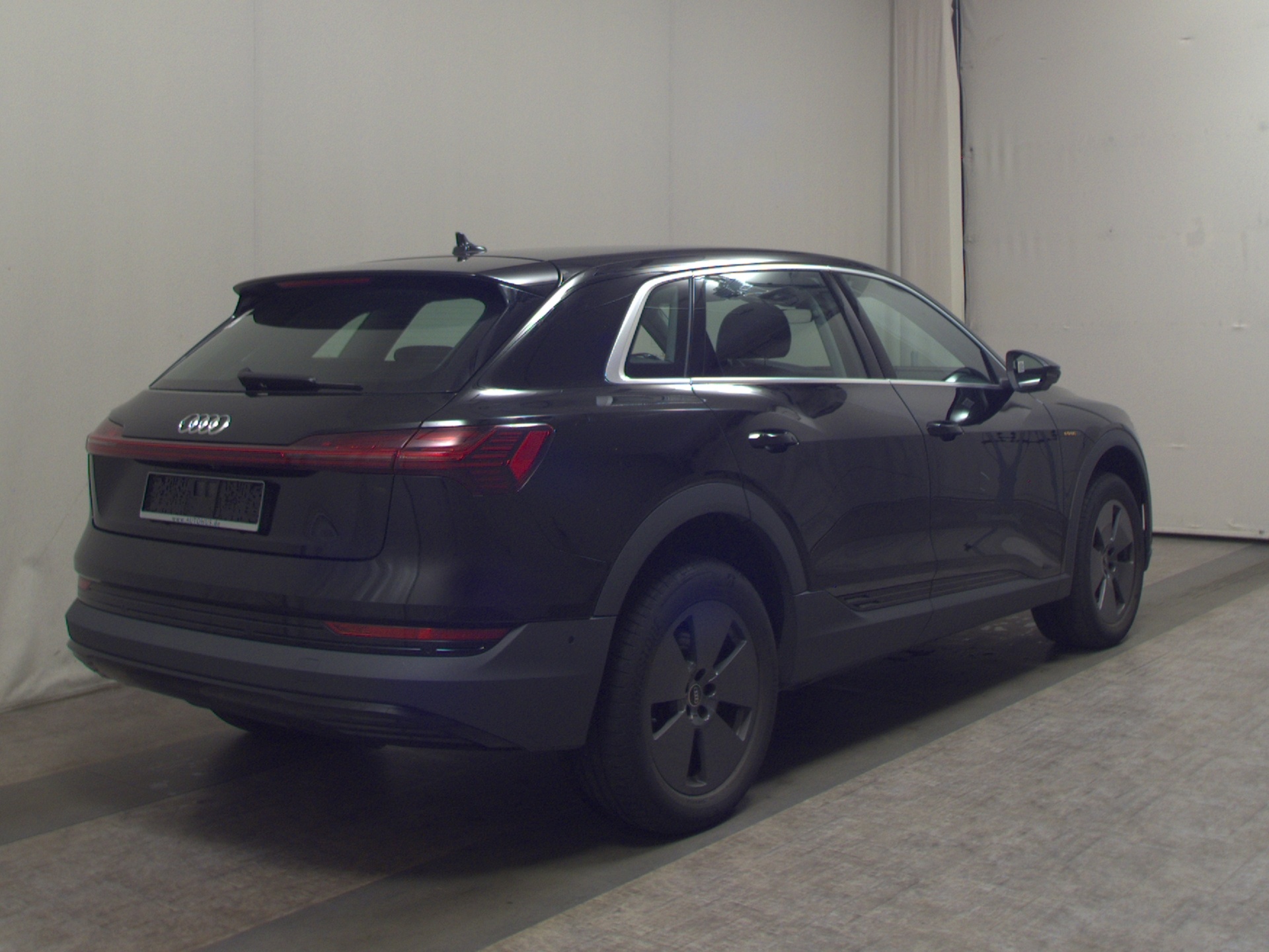 Audi e-tron 55 Qu. Navi Matrix Virtual B&O Sound HuD AHK 4