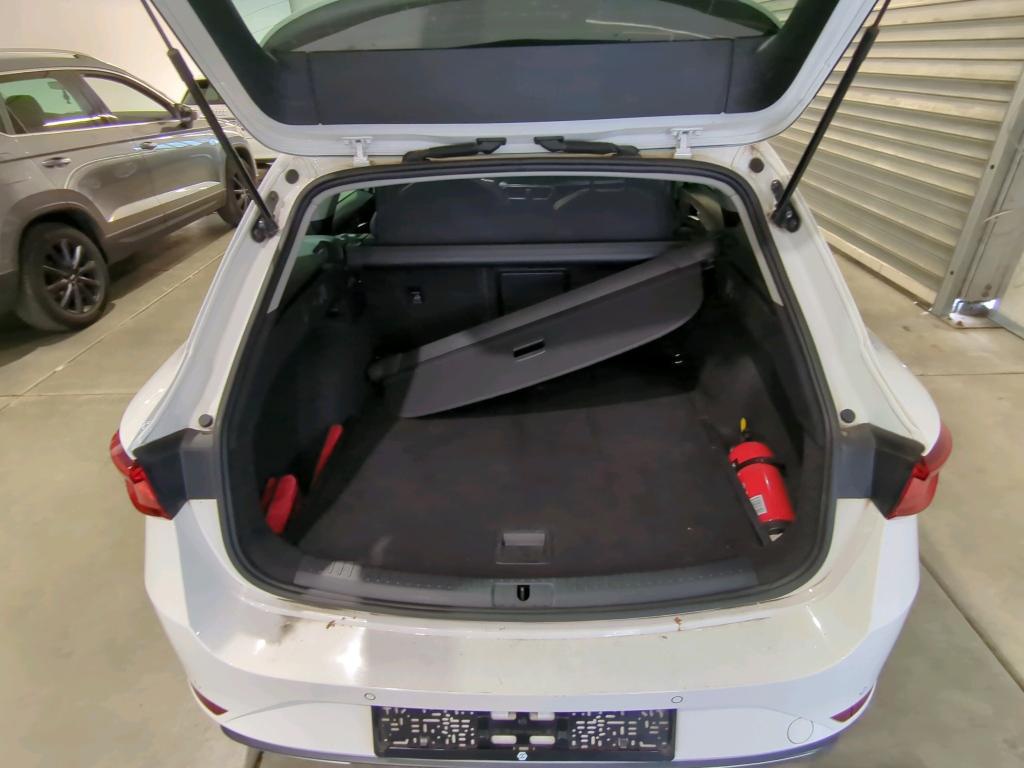 Seat Leon Sportstourer 2.0 TDI FR-Line Navi LED Pano 11