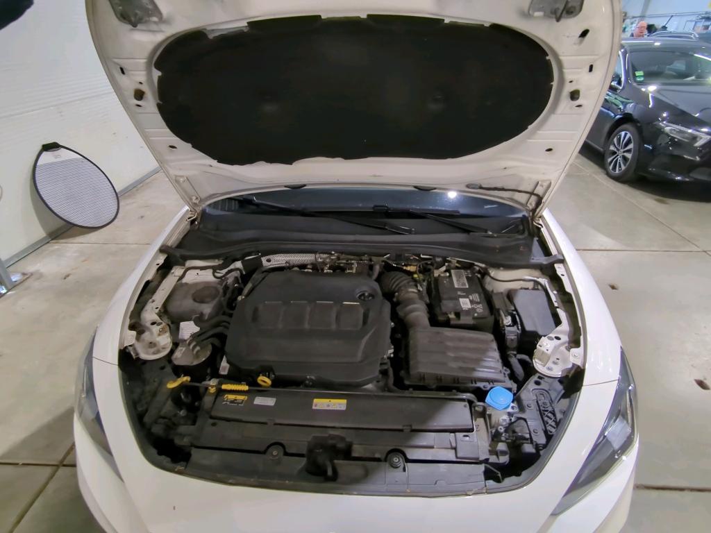 Seat Leon Sportstourer 2.0 TDI FR-Line Navi LED Pano 10