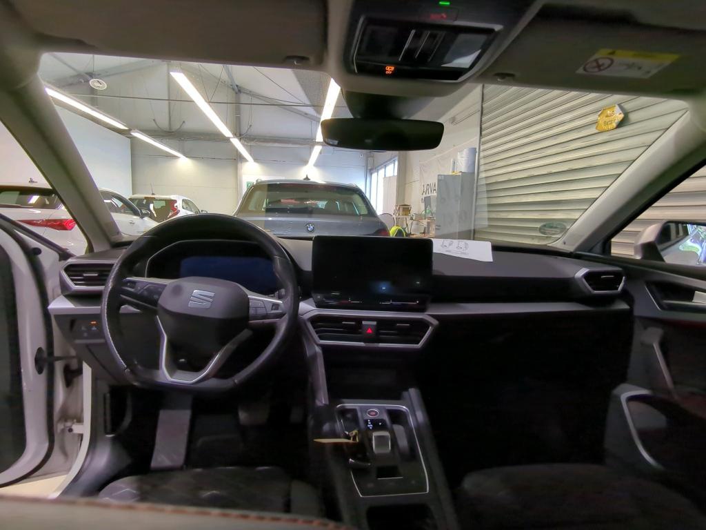 Seat Leon Sportstourer 2.0 TDI FR-Line Navi LED Pano 5