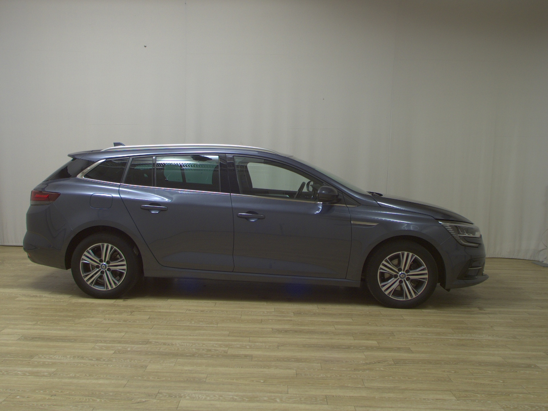 Renault Megane Grandtour 1.6 E-Tech Intens Navi LED PDC