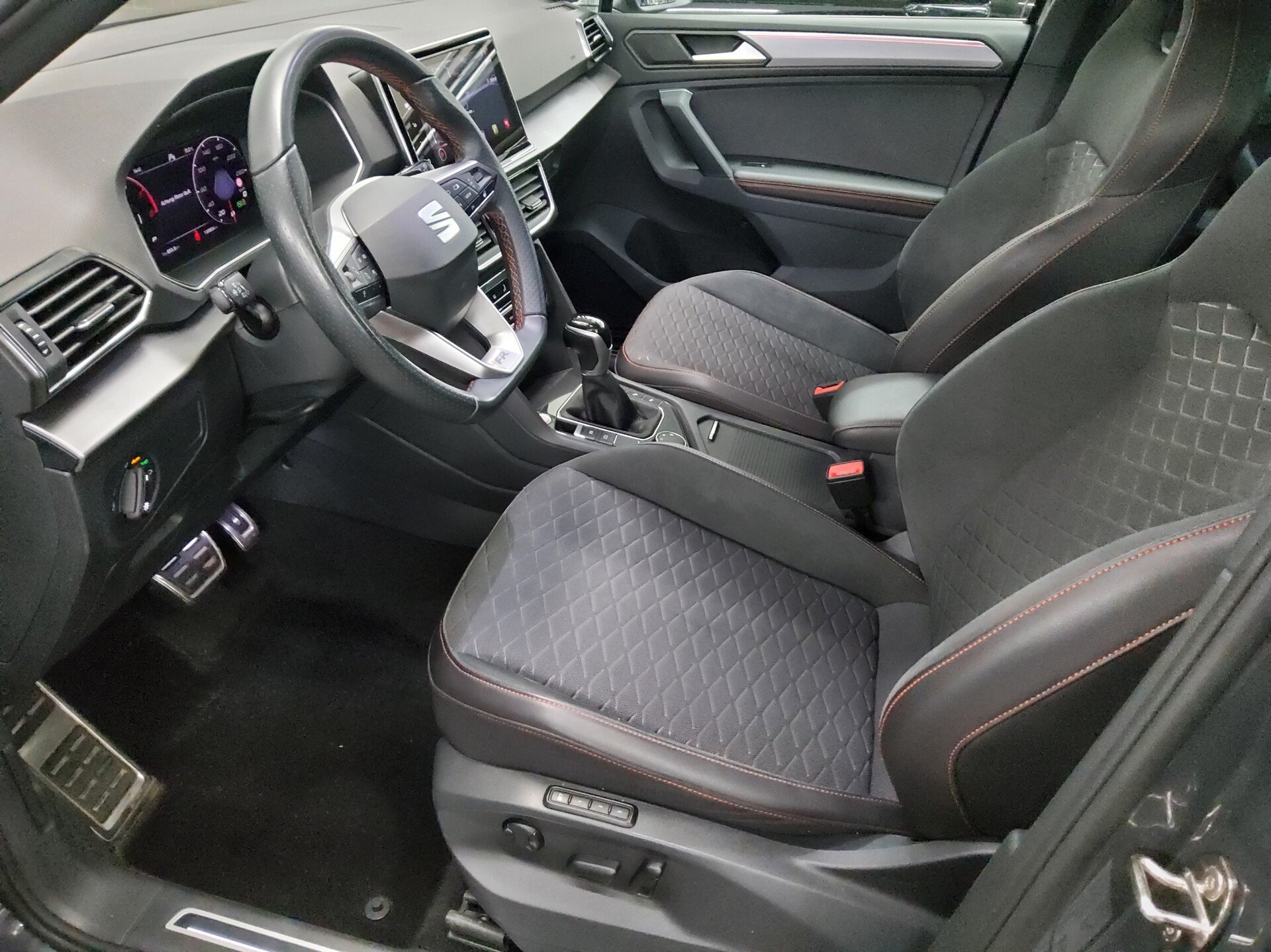 Seat Tarraco 1.5 TSI FR-Line Navi virtual LED AHK ACC 9