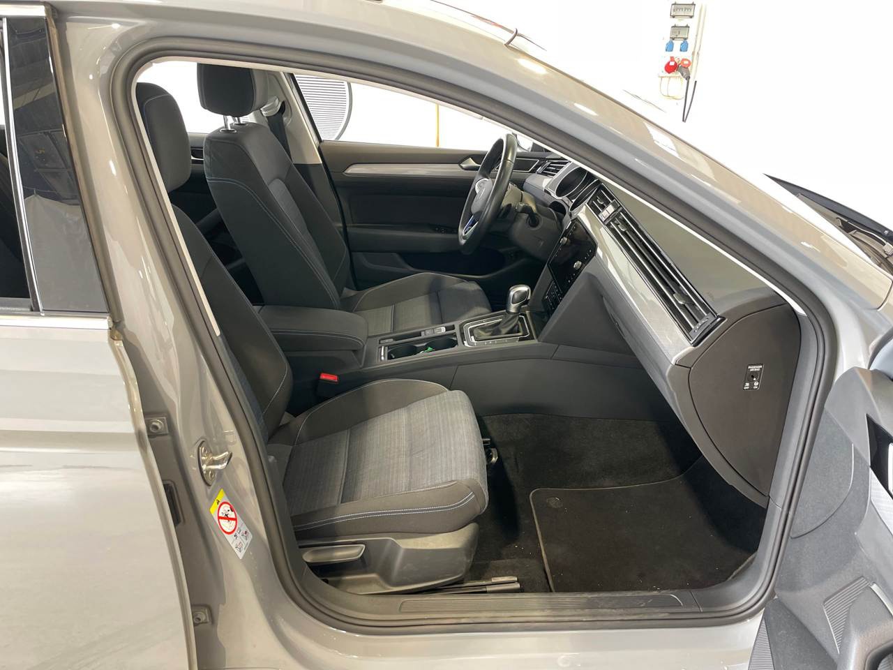 Volkswagen Passat Variant GTE 1.4 TSI GTE Navi LED RFK SHZ 6