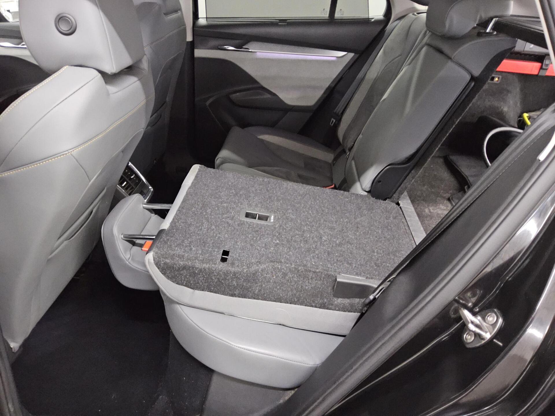 Skoda Enyaq Navi LED HuD RFK 13