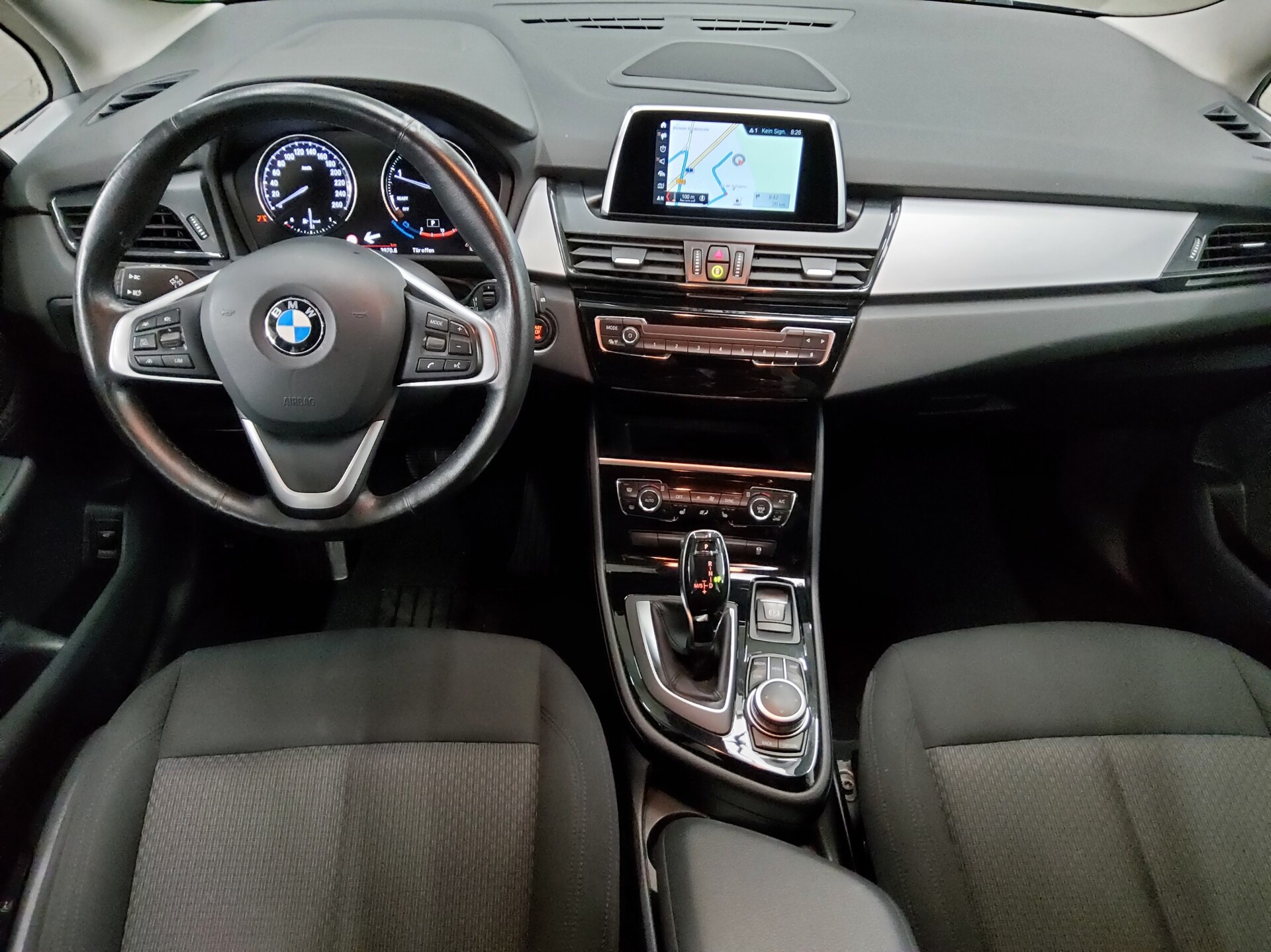BMW 218 Gran Tourer Advantage 5