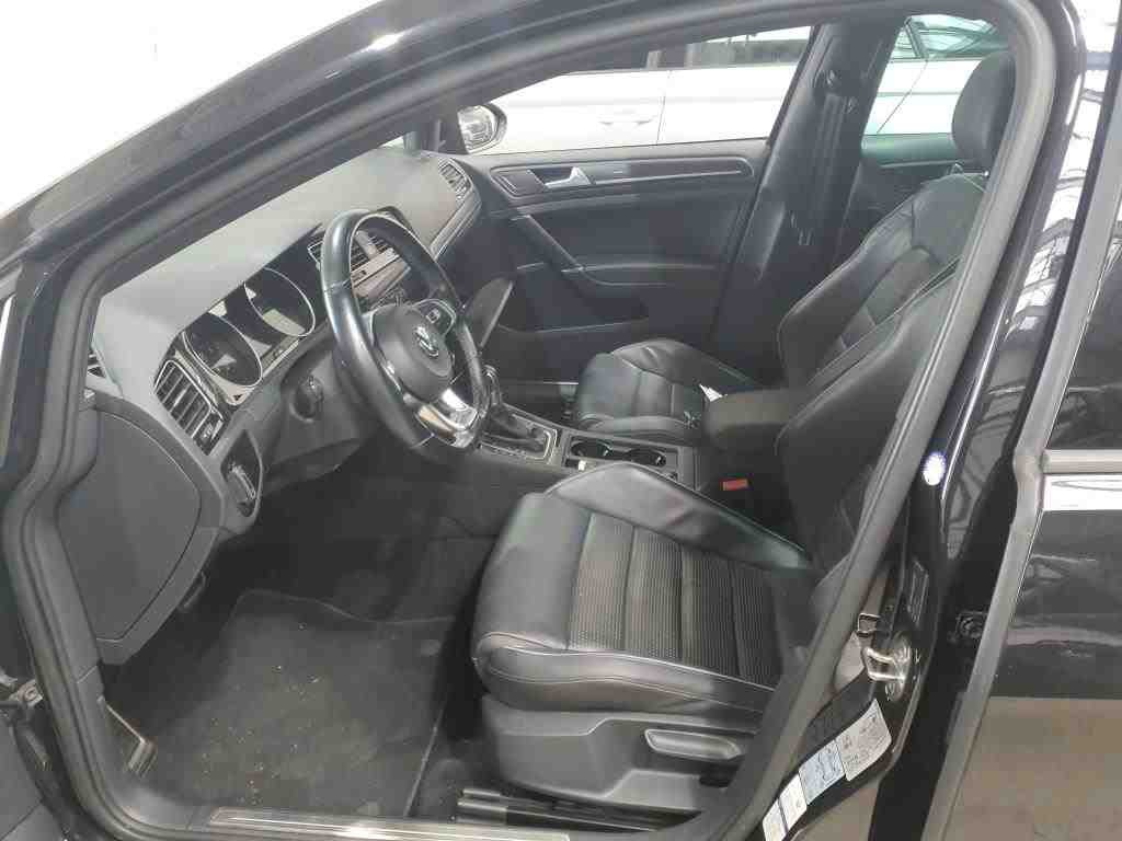 Volkswagen Golf Var. 2.0 TDI GTD LEDER NAVI LED PANO 6