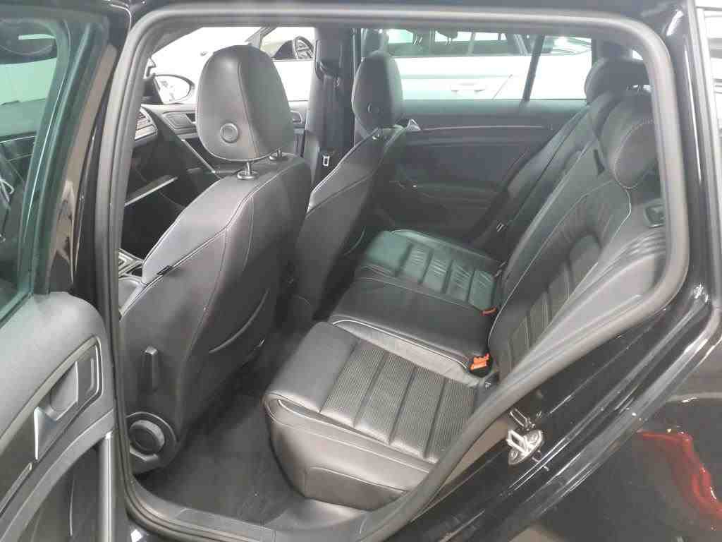 Volkswagen Golf Var. 2.0 TDI GTD LEDER NAVI LED PANO 7