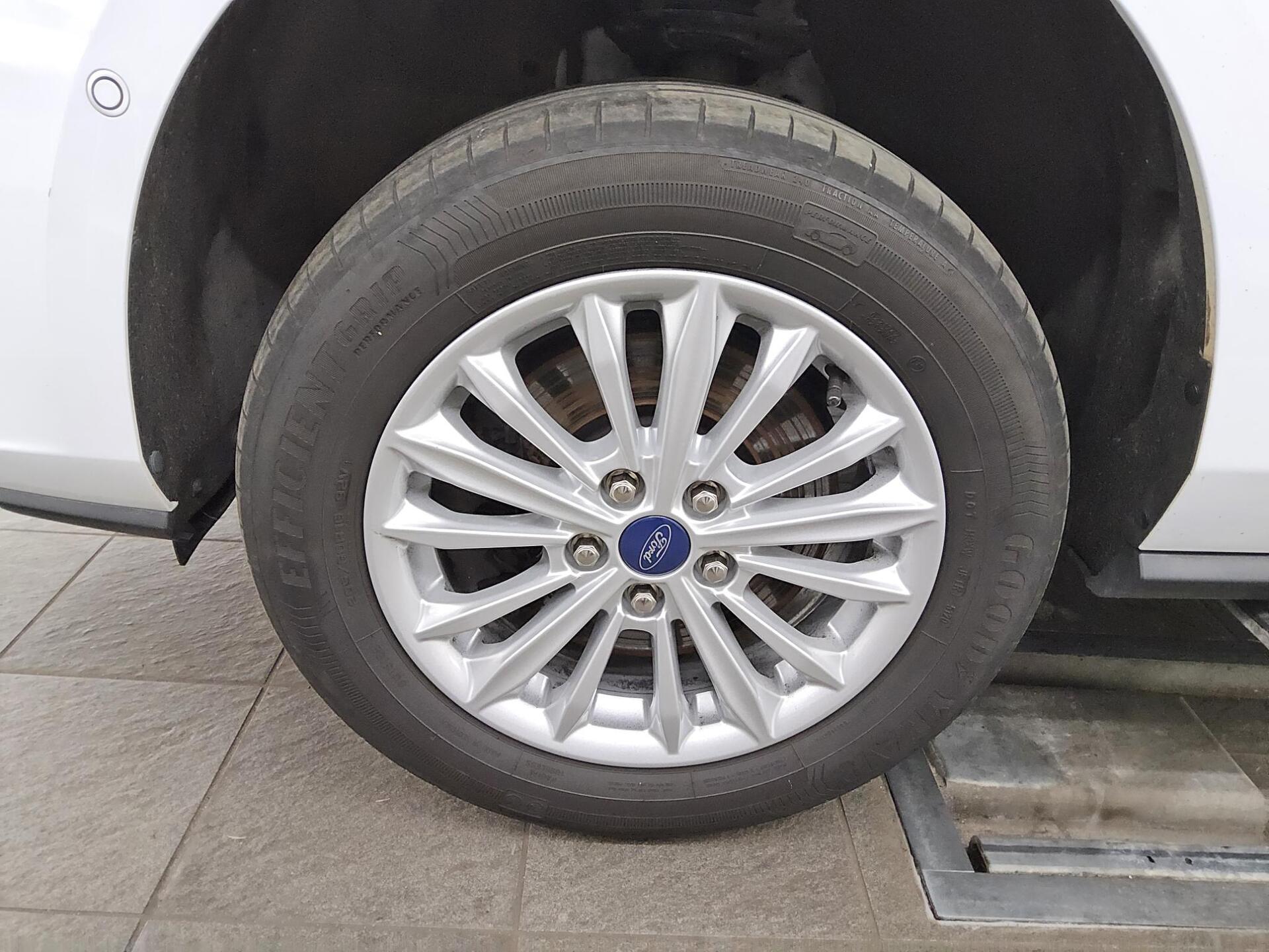 Ford Focus Turnier 2.0 EB Titanium Navi Shz RFK 10