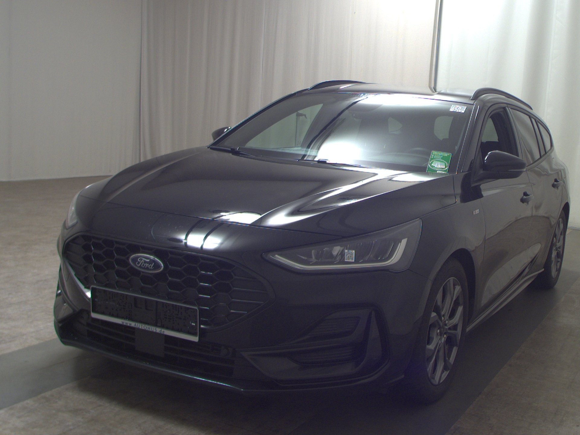 Ford Focus Turnier 1.0 EB ST-Line Navi LED RFK SHZ 2