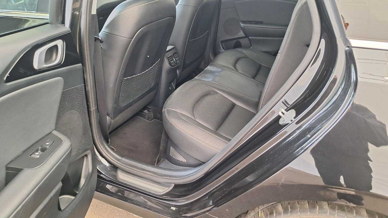 Kia cee'd Sportswagon 1.6 PHEV Platinum PANO RFK 9