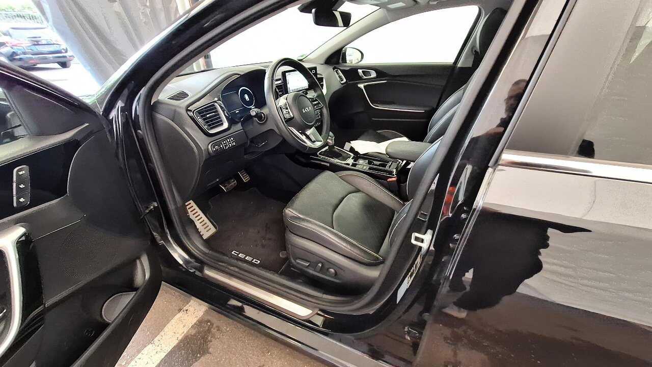 Kia cee'd Sportswagon 1.6 PHEV Platinum PANO RFK 8