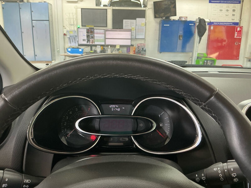Renault Clio 0.9 TCe RADIO TEMPO 9