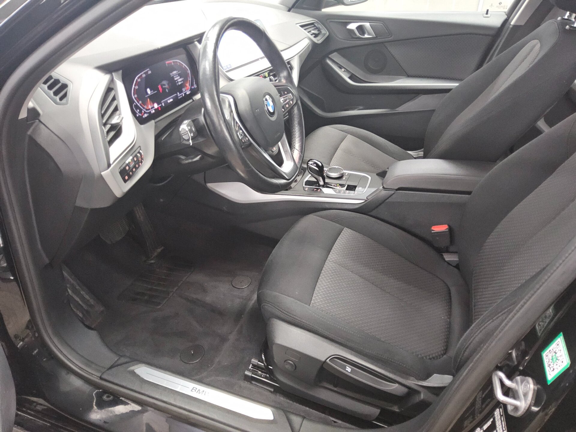 BMW 118iA Advantage Navi LED Lc-Pro PDC SHZ 8