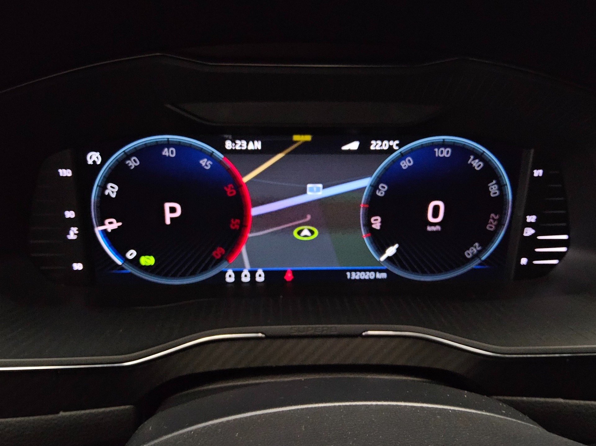 Skoda Superb Kombi 2.0 TDI SportLine T-Leder Navi LED Virtual 8