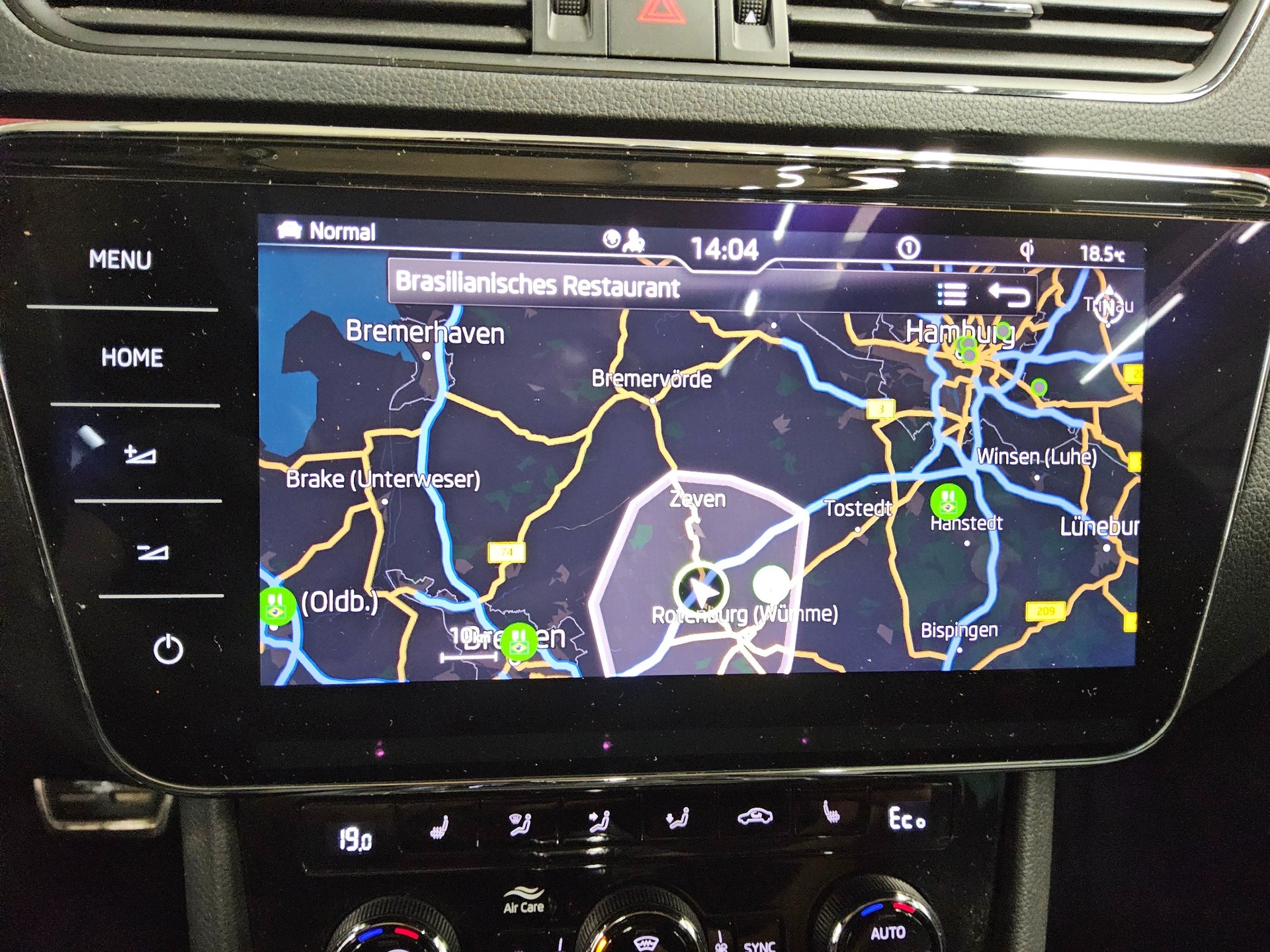 Skoda Superb Kombi 1.4 TSI iV SportLine Navi DC Pano 7