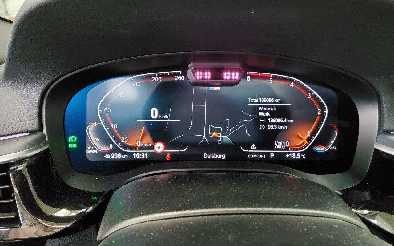 BMW 530dA Touring M-Sport Leder Navi Pano H-K AHK 4