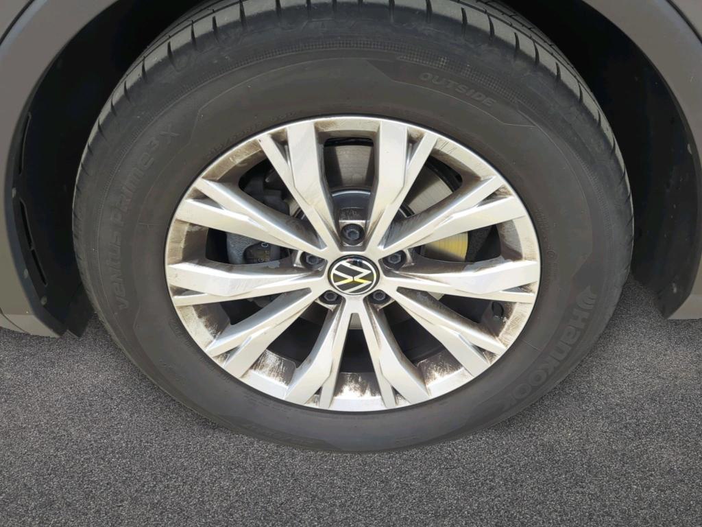 Volkswagen Tiguan 2.0 TDI 2.0 TDI NAVI LED SHZ 12